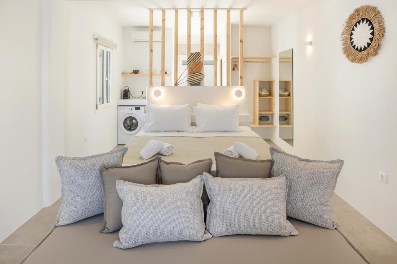 Utopia Luxury Apartments Náousa Buitenkant foto
