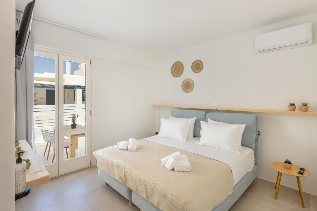 Utopia Luxury Apartments Náousa Buitenkant foto